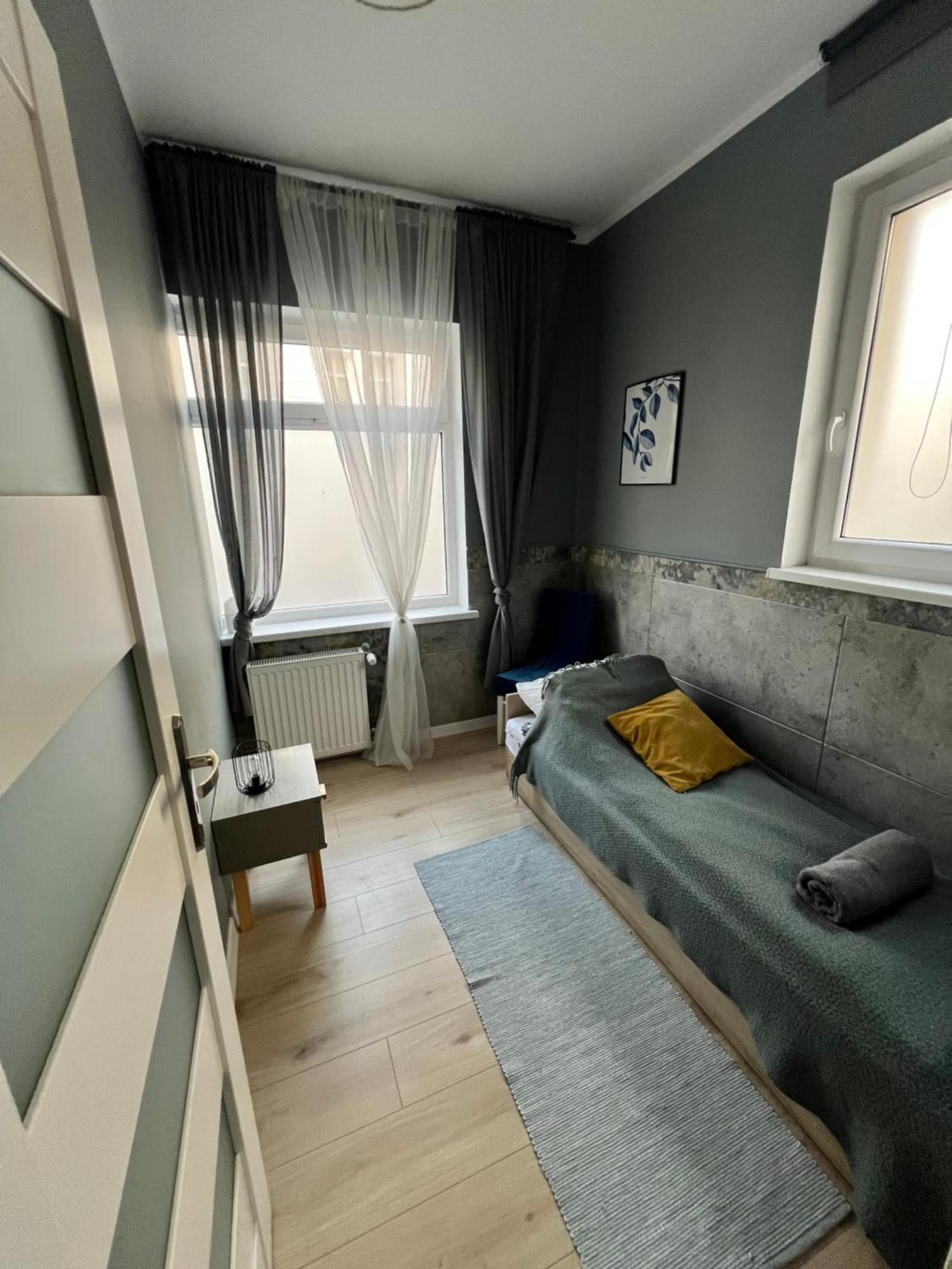 Apartamenty Cieplicka 20A Еленя-Гура Экстерьер фото