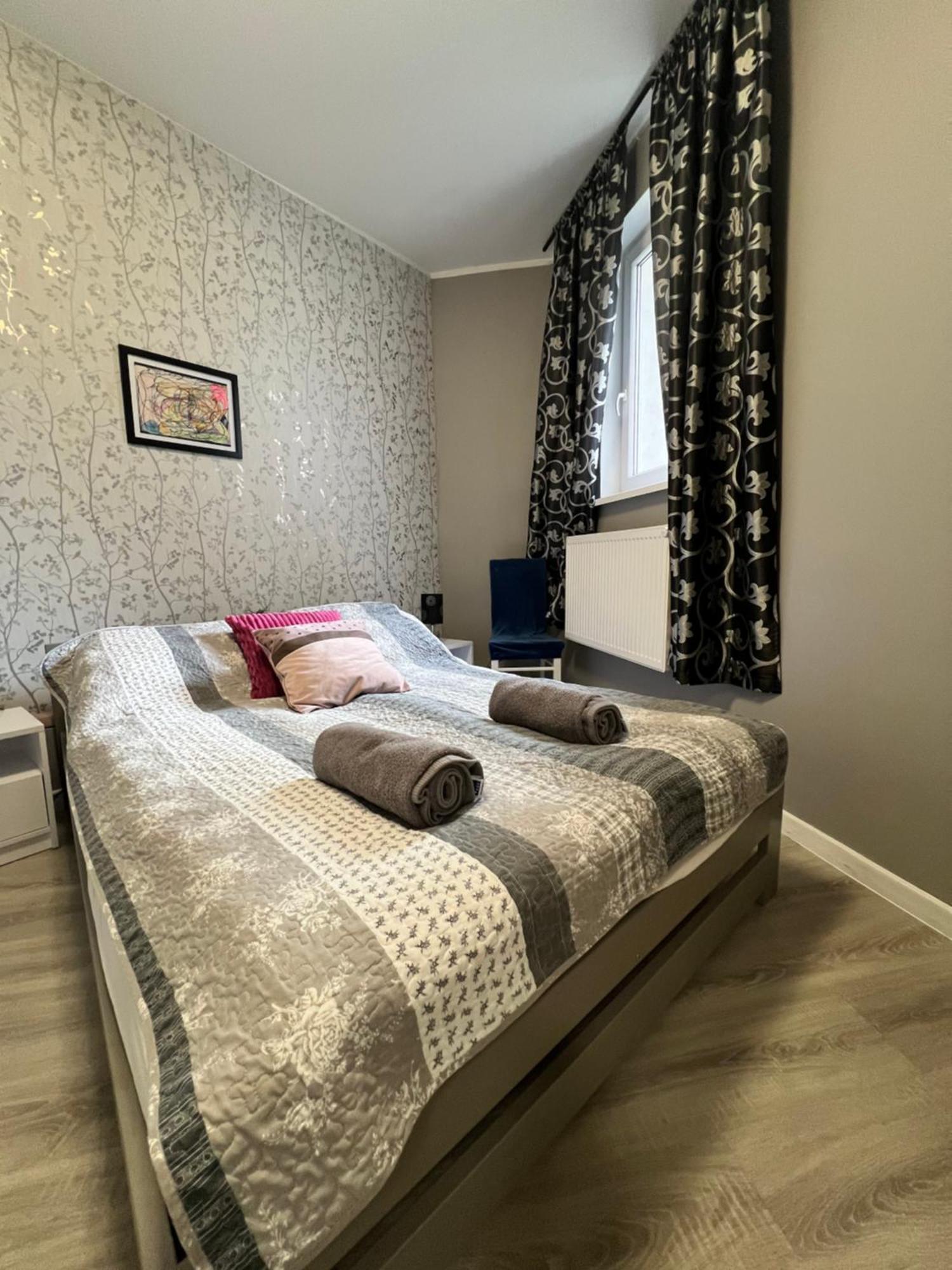 Apartamenty Cieplicka 20A Еленя-Гура Экстерьер фото
