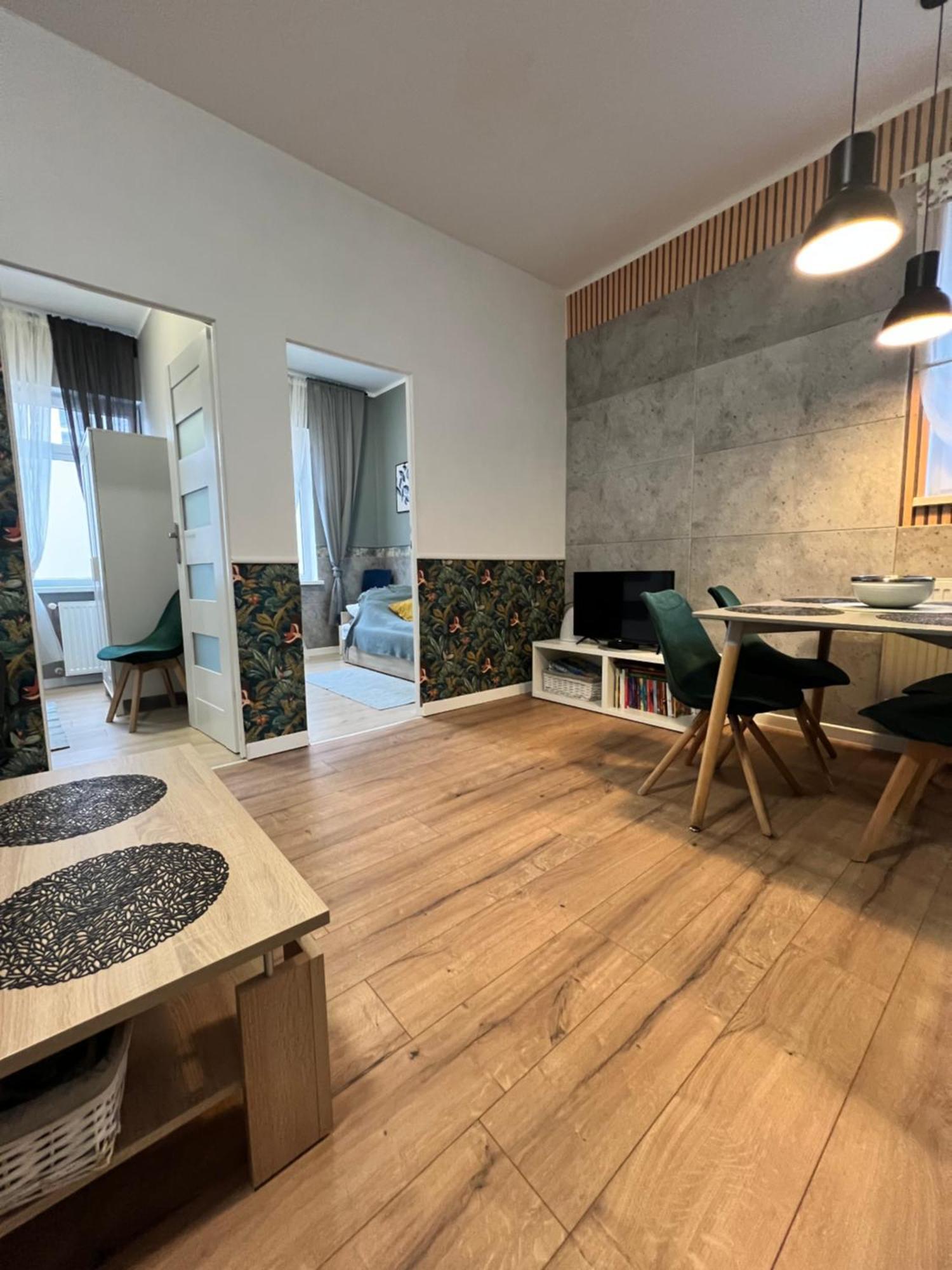 Apartamenty Cieplicka 20A Еленя-Гура Экстерьер фото